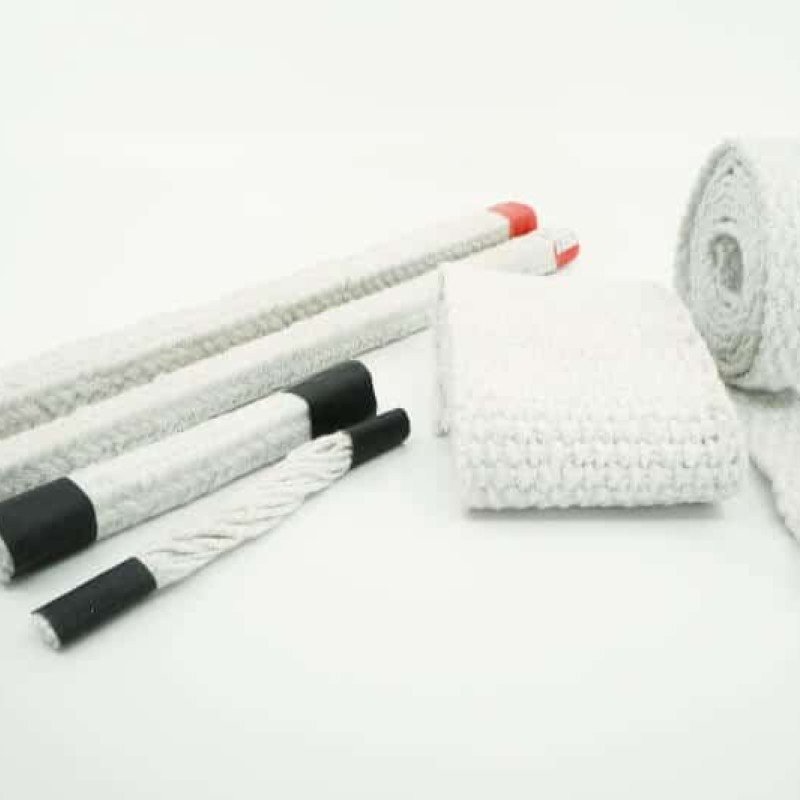 Knitted sealing cords